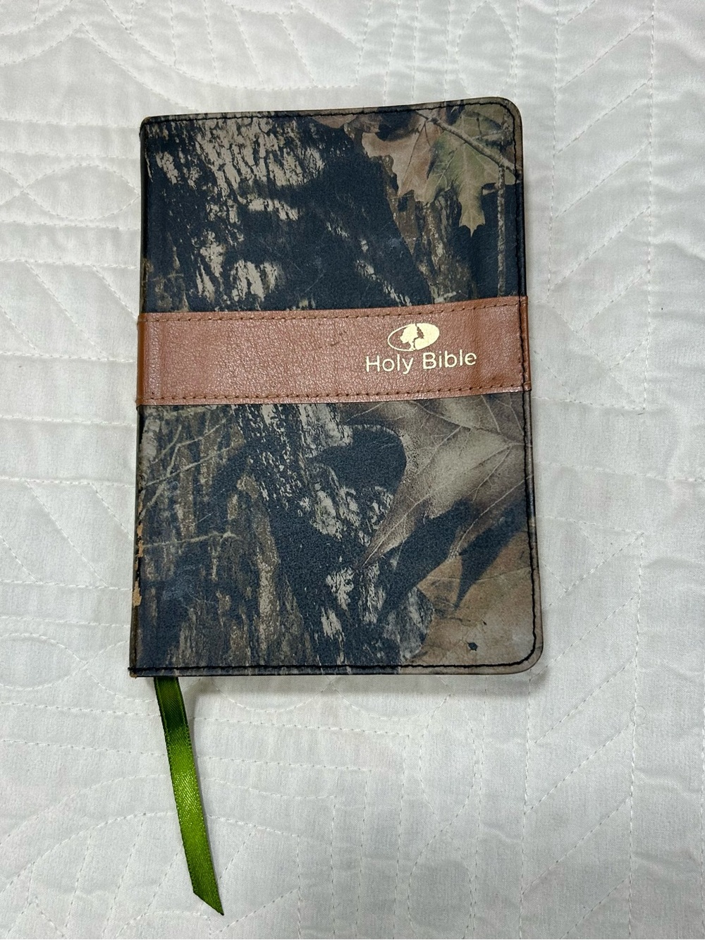 Mossy Oak Compact Bible: New King James Version, Mossy Oak
